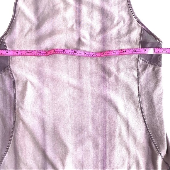 Lululemon Women athletic violet tank top - Picture 4 of 4